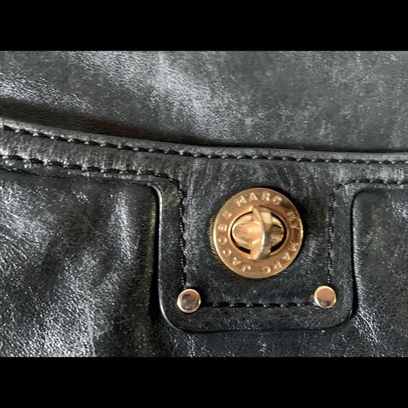 Marc Jacobs Handbag - Picture 3 of 4